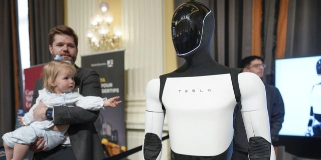 Tesla robot