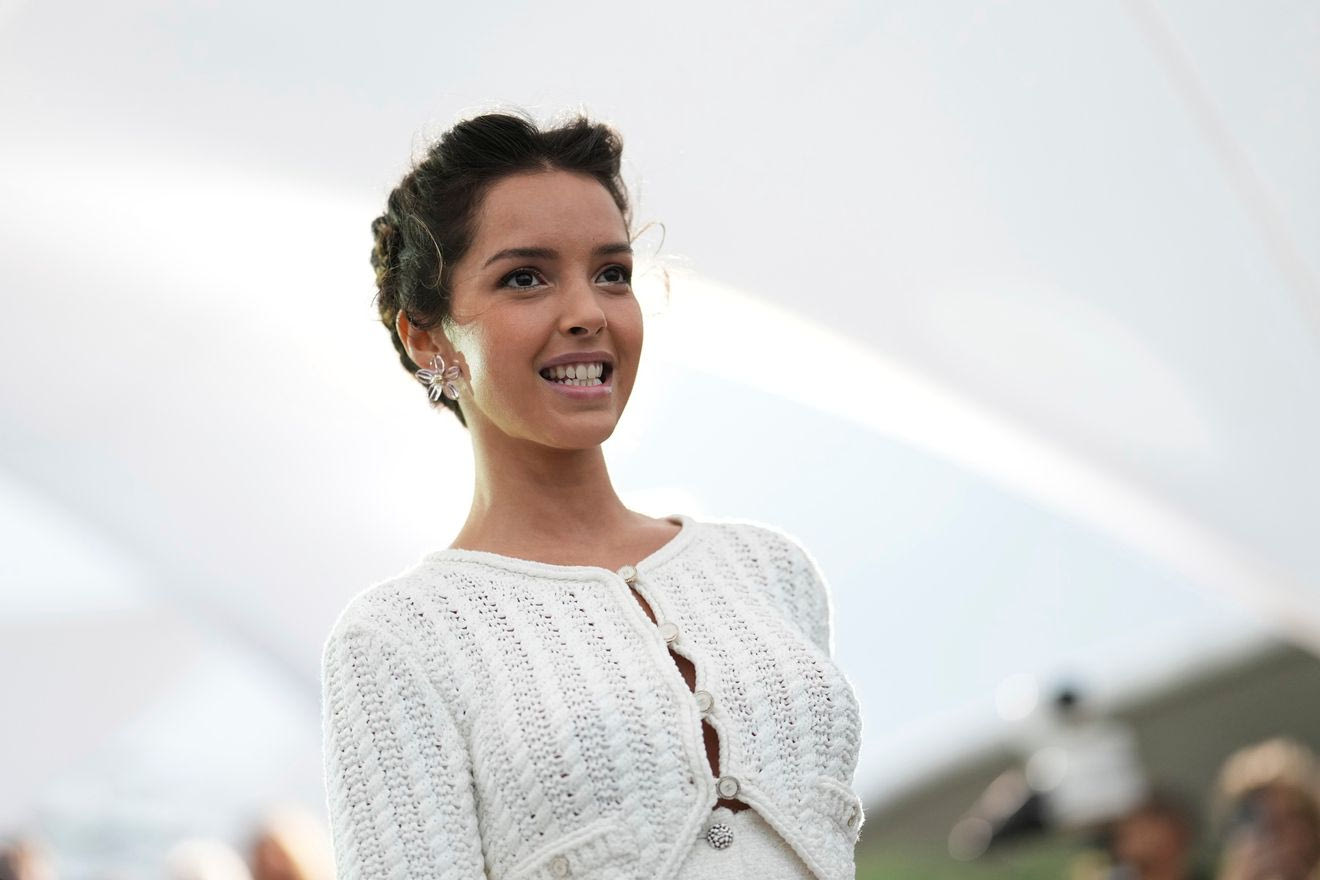 Λίνα Κούντρι: “Όλοι προσπαθούμε να αφήσουμε ένα αποτύπωμα στον κόσμο. Για μένα αυτό είναι οι ταινίες”