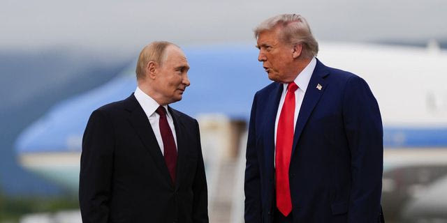 Ρωσία για ακύρωση συνόδου Πούτιν-Τραμπ: “Να λαμβάνονται υπόψη οι επίσημες δηλώσεις, όχι τα ΜΜΕ”