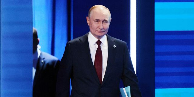 Πούτιν: Θα απαντήσουμε στην υστερική στρατιωτικοποίηση της Ευρώπης