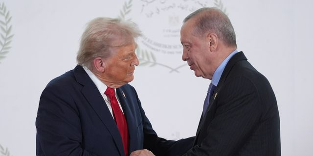 Ο Αμερικάνος Πρόεδρος Ντόναλντ Τραμπ και ο Τούρκος πρόεδρος Ρετζέπ Ταγιπ Ερντογάν