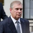 Σκάνδαλο Έπσταϊν: Γιατί ο πρίγκιπας Άντριου παραιτήθηκε τώρα από τους τίτλους του