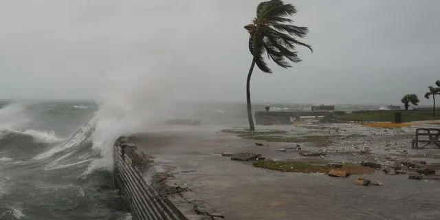 Ο τυφώνας Melissa πλήττει πολλές περιοχές της Τζαμάικα τις τελευταίες ώρες