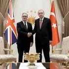 Στάρμερ και Ερντογάν υπέγραψαν συμφωνία 8 δισ. για Eurofighter