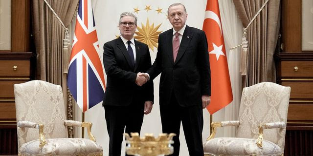 Στάρμερ και Ερντογάν υπέγραψαν συμφωνία 8 δισ. για Eurofighter