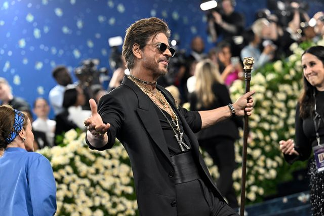 Ένας αστέρας του Bollywood μπήκε στην λέσχη των δισεκατομμυριούχων