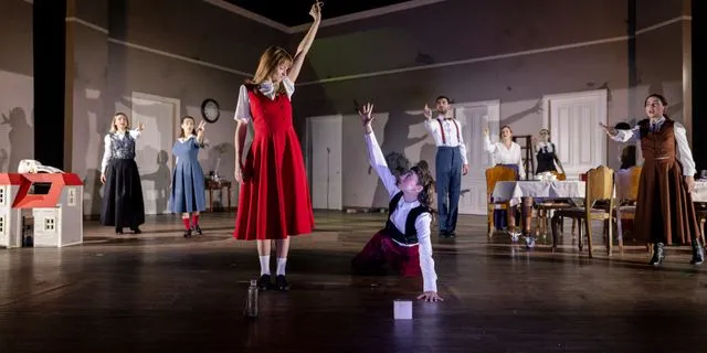 Περιπέτειες της Αλίκης στη Χώρα των Θαυμάτων