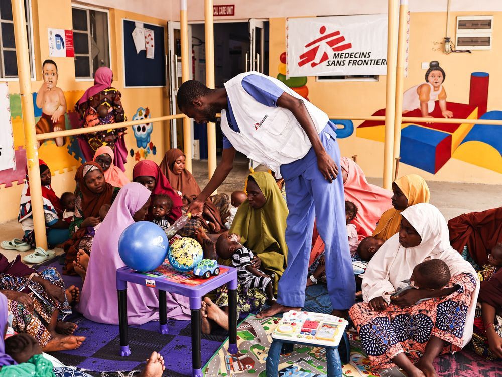 Ο γιατρός Mubarak Muttawakil