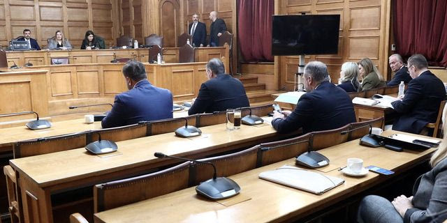Καρέ από τη σημερινή συνεδρίαση της Εξεταστικής για τον ΟΠΕΚΕΠΕ