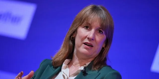 Η Ρέιτσελ Ριβς