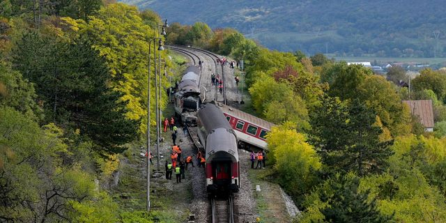 Μετωπική σύγκρουση τρένων στη Σλοβακία
