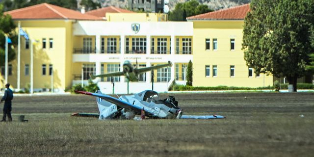 Έπεσε εκπαιδευτικό αεροσκάφος στο Τατόι – Στο ΓΝΑ δύο πιλότοι