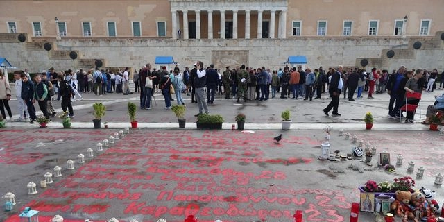 Άγνωστος Στρατιώτης: “Βροχή” οι ενστάσεις αντισυνταγματικότητας για την τροπολογία