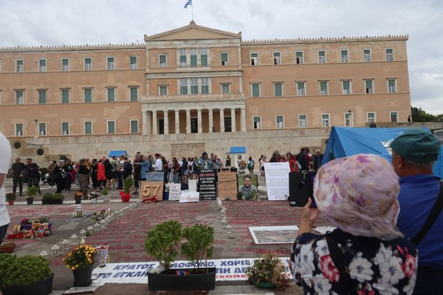 (Ακρο)δεξιότερα ο Μητσοτάκης: Οι απεργοί “μολύνουν” τον Άγνωστο…