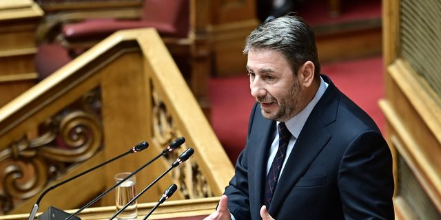 Ανδρουλάκης: Προτείνουμε νέο κοινωνικό συμβόλαιο με συλλογικές συμβάσεις