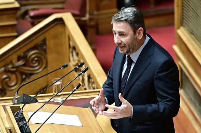 Ανδρουλάκης: Προτείνουμε νέο κοινωνικό συμβόλαιο με συλλογικές συμβάσεις