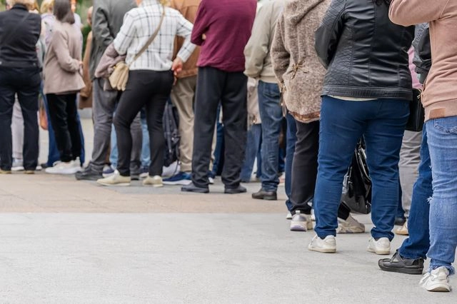 Στο 8,1% υποχώρησε το ποσοστό της ανεργίας στη χώρα τον Αύγουστο