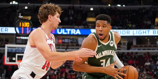 Ο Γιάννης Αντετοκούνμπο επέστρεψε με double-double και νίκη για τους Μπακς