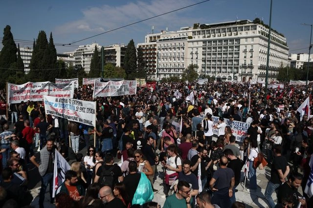 Απεργία ενάντια στο 13ωρο – Συγκεντρώσεις στο κέντρο της Αθήνας