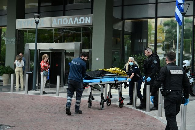 Άνδρας έπεσε από τον Πύργο Απόλλων στους Αμπελόκηπους