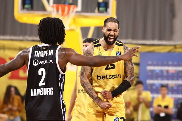 Άρης Betsson – Αμβούργο 98-76: Εντυπωσιακή νίκη στο κατάμεστο Αλεξάνδρειο