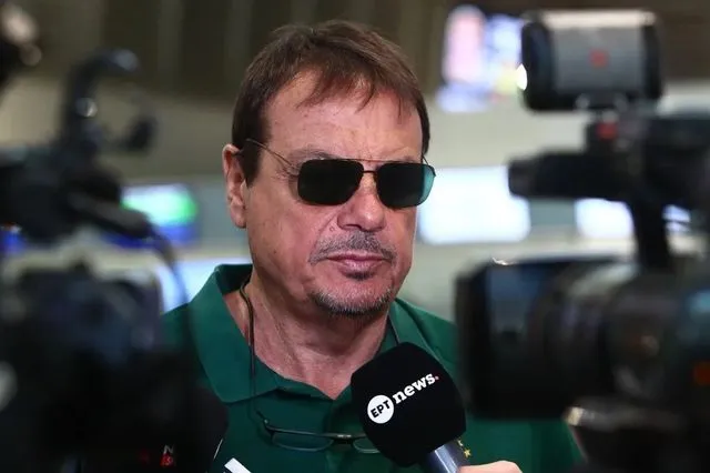 Αταμάν: “Ο Ρογκαβόπουλος θα προπονηθεί σήμερα και θα αποφασίσουμε εάν θα παίξει ή όχι”