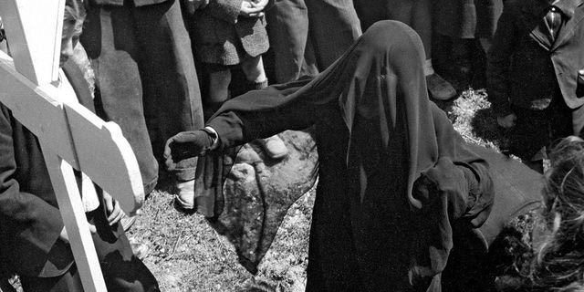 Η μάνα του Μπάμπη και οι άλλες μάνες