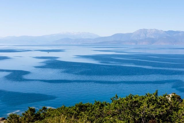 Γλυκό νερό 800.000 ετών εντοπίστηκε κάτω από τον πυθμένα του Κορινθιακού Κόλπου – Χάρτης