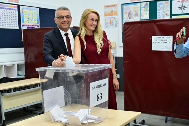 Ανατροπή στα Κατεχόμενα: Ήττα για τον “εκλεκτό” του Ερντογάν – Νικητής ο Τουφάν Ερχιουμάν