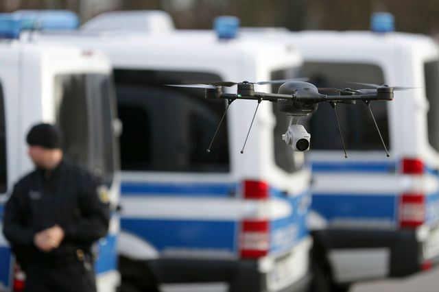 Η Γερμανία νομοθετεί την κατάρριψη drones από αστυνομικούς