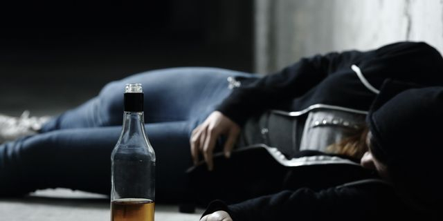 Χανιά: 15χρονη βρέθηκε μεθυσμένη και τραυματισμένη – Συνελήφθη η μητέρα της