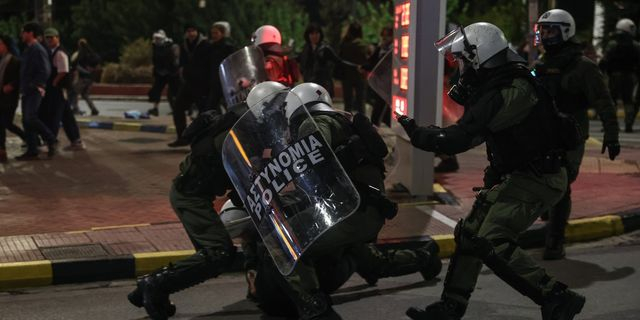 Όργιο αστυνομικής βίας στην πορεία για την Παλαιστίνη – Τα βίντεο της ντροπής