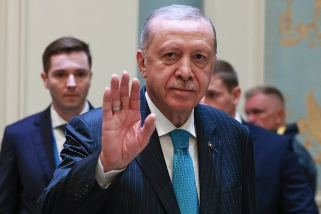 Ο Ερντογάν έκανε κύκλους πάνω από την Αίγυπτο – Μπλόκο στην παρουσία Νετανιάχου