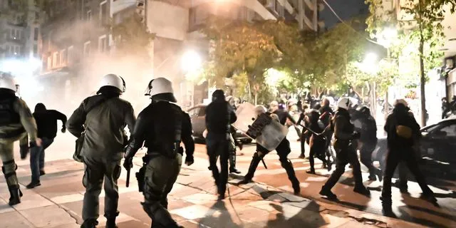 Επεισόδια μετά την πορεία για τον έναν χρόνο από την έκρηξη στους Αμπελόκηπους