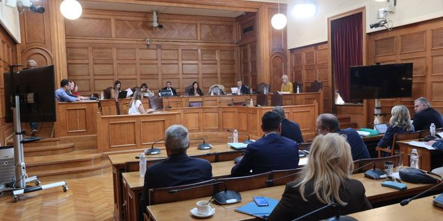 Σκάνδαλο ΟΠΕΚΕΠΕ: Πιέζεται απέξω κι από μέσα η κυβέρνηση