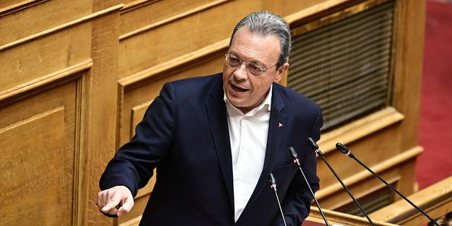 Ο Σωκράτης Φάμελλος στη Βουλή