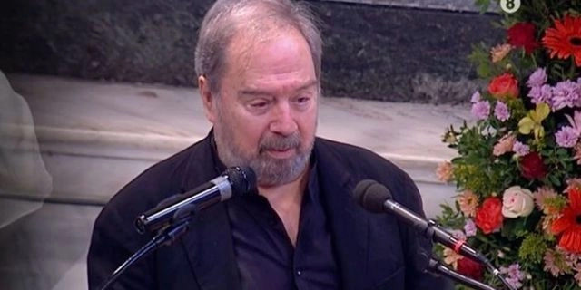 Συγκινημένος ο Φασουλής για τον Σαββόπουλο: “Καλή αντάμωση στο περιβόλι του ουρανού σου”