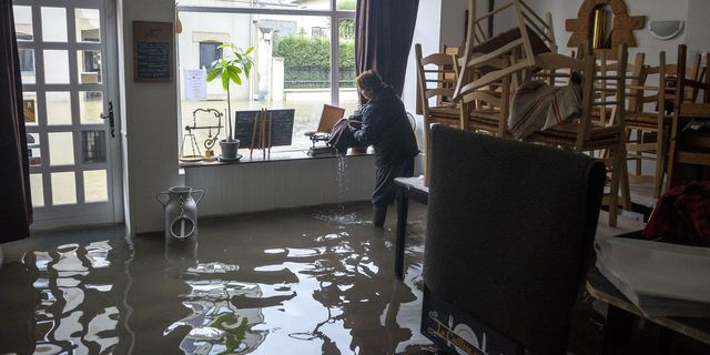 Γαλλία: Νεκροί από την κακοκαιρία στα βορειοδυτικά