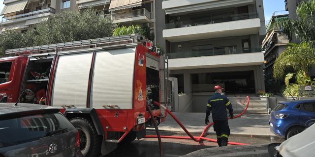 Φωτιά σε διαμέρισμα στη Νέα Σμύρνη