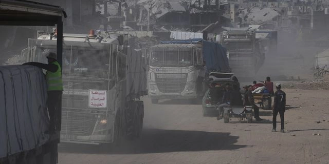 Είσοδος της ανθρωπιστικής βοήθειας στη Γάζα