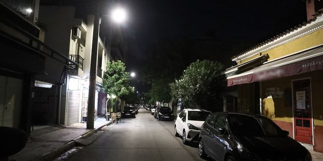 Το σημείο όπου έχασε τη ζωή της, έξω από το μπαρ που διασκέδαζε στο Γκάζι τα ξημερώματα της Κυριακής, η 16χρονη