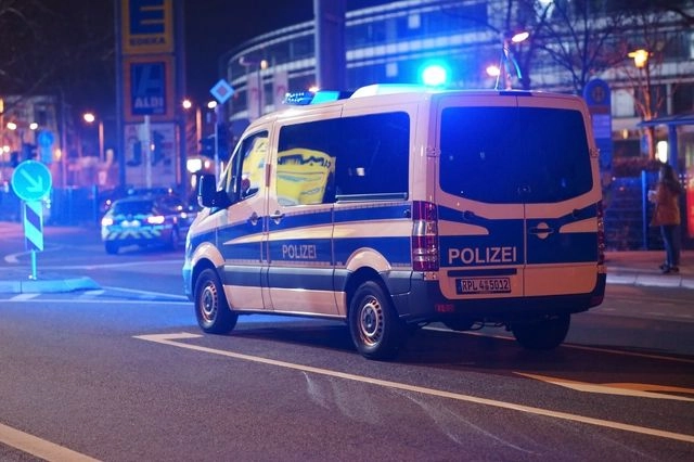 Πυροβολισμοί σε αγορά στη Γερμανία – “Αρκετοί τραυματίες”