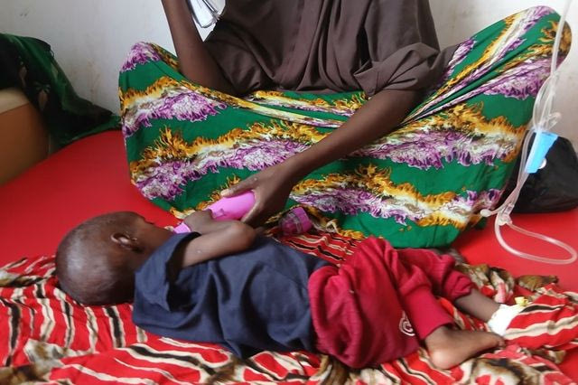 Η αφοσίωση μιας μητέρας: Η ιστορία της Ubah Mohamed Said και του μικρού Mahad από τη Σομαλία