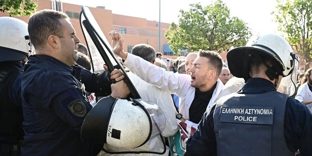 Μαρτυρία για το Αττικόν: “Ο πρωθυπουργός δεν αισθάνεται ασφάλεια να σας δει…”