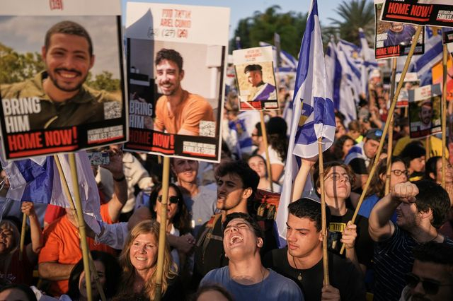 Οι 20 Ισραηλινοί όμηροι της Χαμάς που “βλέπουν το φως” της ελευθερίας