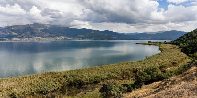 Η Μικρή Πρέσπα