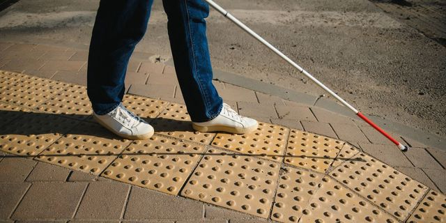 Παγκόσμια Ημέρα Λευκού Μπαστουνιού: Να δούμε κάθε εμπόδιο με διαφορετική ματιά