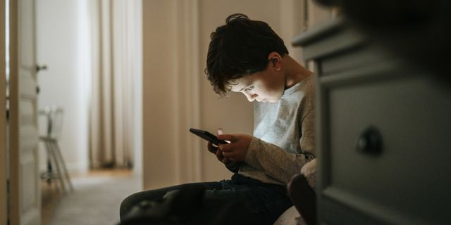 Ευρωπαϊκό Κοινοβούλιο: Προτείνει απαγόρευση των social media και σε παιδιά κάτω των 13 ετών