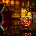 Θεσσαλονίκη: Νέες έφοδοι σε μπαρ για την κατανάλωση αλκοόλ από ανήλικους