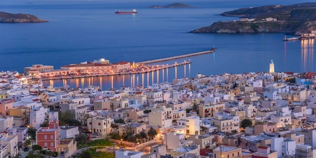 Η Σύρος